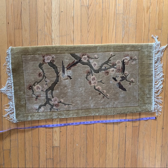 Beautiful Asian style carpet tapestry - Picture 5 of 7